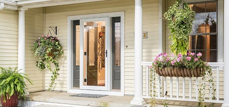 screen door installation in Apple Valley